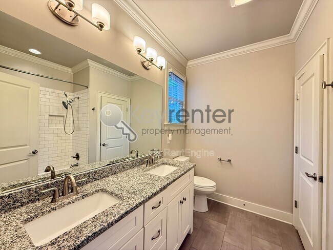 Building Photo - 1610 W 52nd St