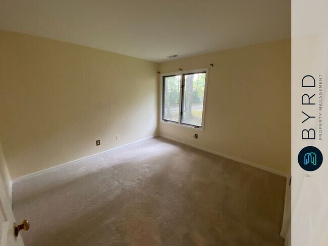 Building Photo - 14302 Regatta Pointe Rd