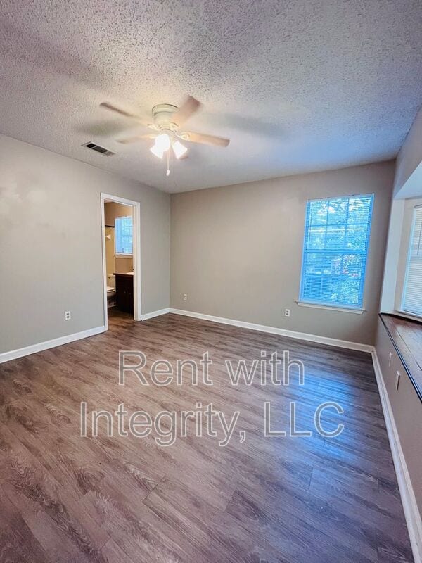 Building Photo - 2661 Faversham Dr