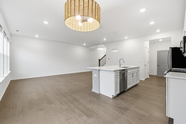 Building Photo - 2666 Martini St