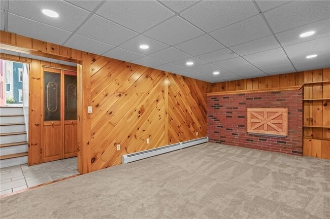 Building Photo - 66 Mawney St