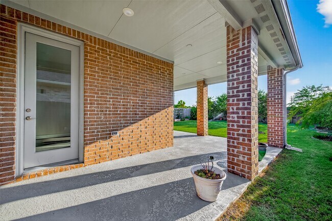 Building Photo - 5350 Lantana River Ln