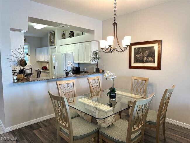 Building Photo - 16655 Lake Cir Dr