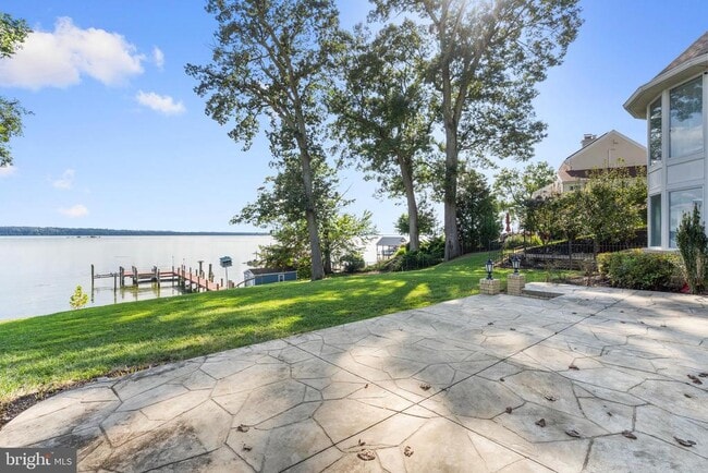 Primary Photo - 5837 River Dr