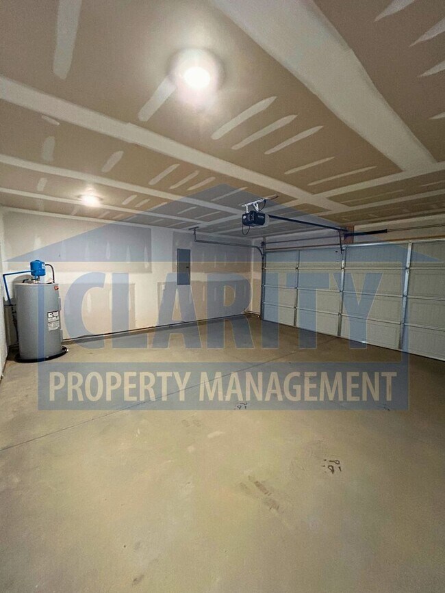 Building Photo - Beautiful home in Athens, TN!