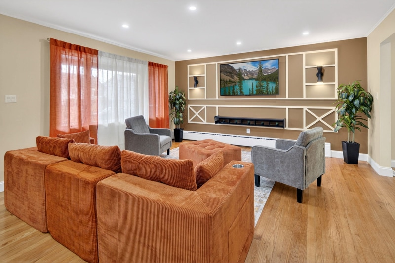 Building Photo - 44 Fullerton St