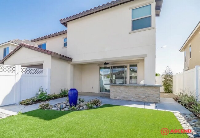 Building Photo - Stunning 4BR/3.5BA Home – 2,300 SqFt | Gated Community w/ Pool, Gym & Clubhouse | Gardener Included!