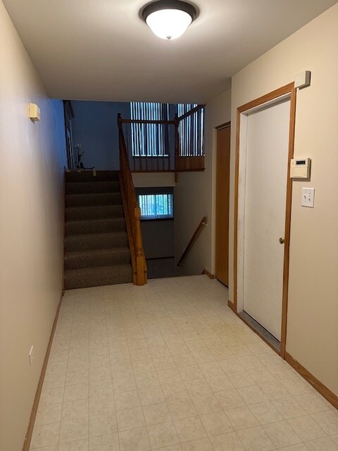 Building Photo - 26435 Spur Ct