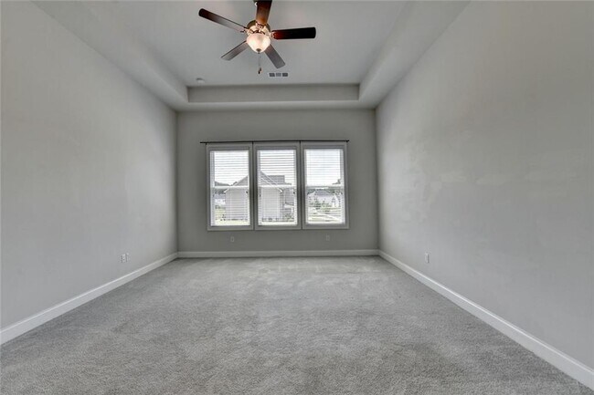 Building Photo - 3695 Andover St