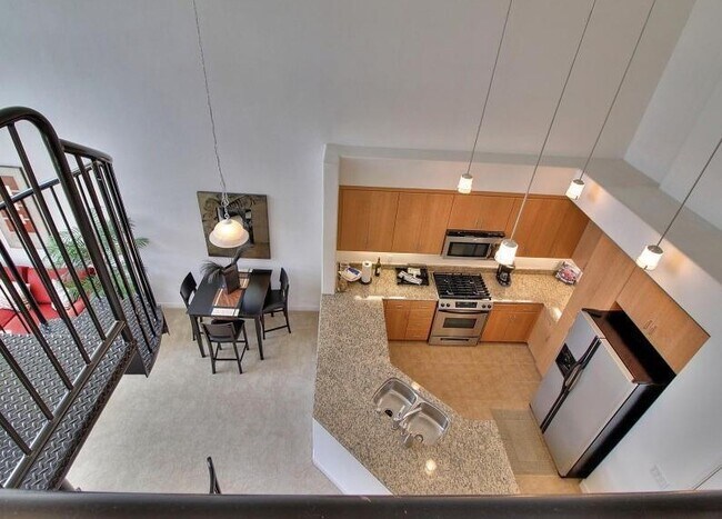 Building Photo - 5425 DeMarcus Blvd