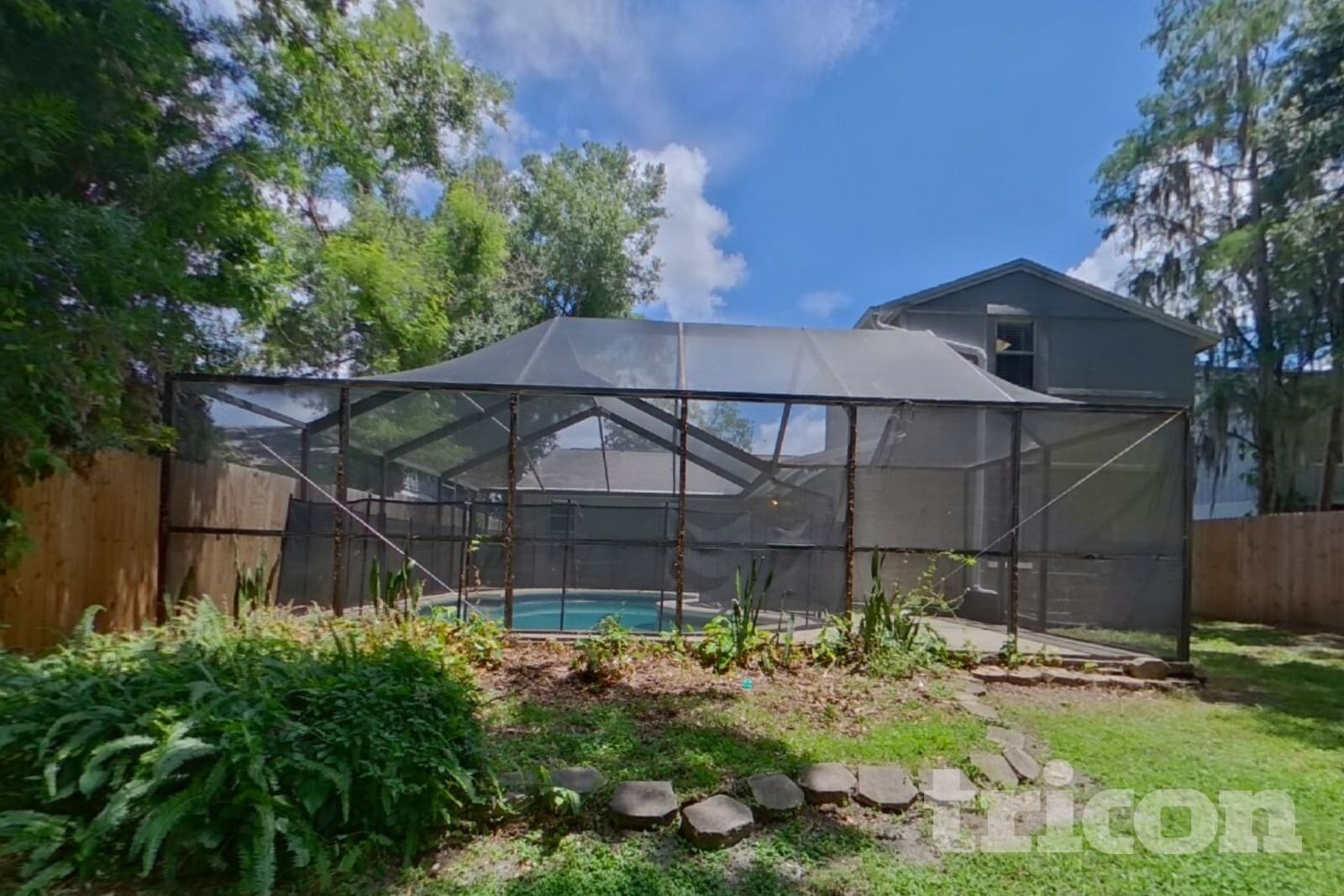 Building Photo - 2814 Cedaridge Dr