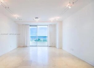 Building Photo - 770 Claughton Island Dr