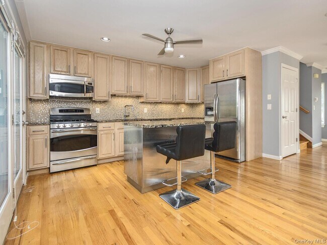 Building Photo - 49 Ashwood Rd