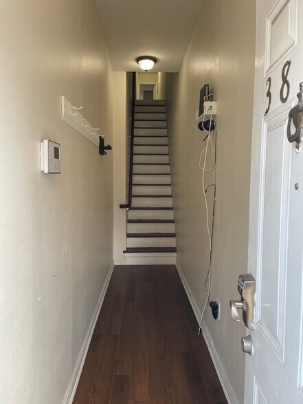 Building Photo - 3805 Haverford Ave