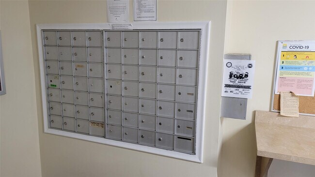 Building Photo - 300 SW 134th Way