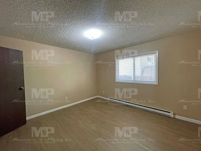 Building Photo - 1209 Montgomery St