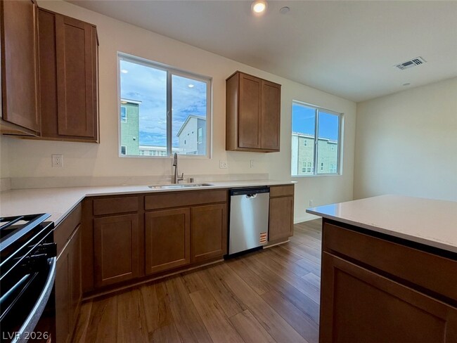 Building Photo - 5824 Wisteria Walk St