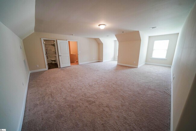 Building Photo - 458 Jewelwood Dr