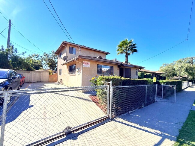 Building Photo - 2506-2508 Norfolk Street