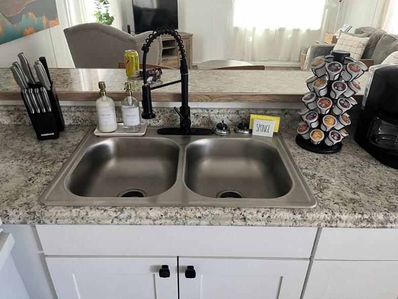 Building Photo - 1634 3rd St E