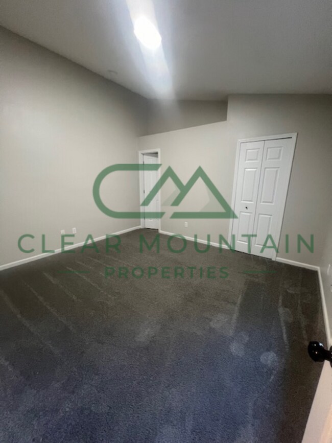 Building Photo - 203 Cypress Cove Ct