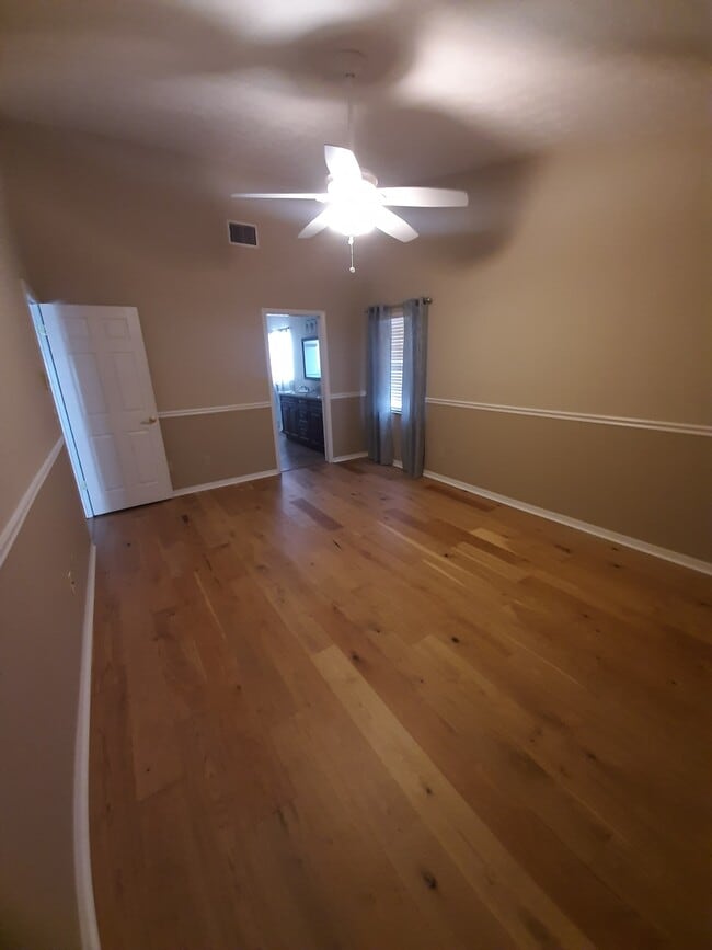 Building Photo - 1103 Belladonna Dr