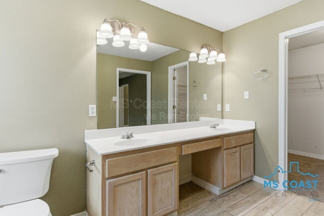 Building Photo - 11352 Fairfield Blvd