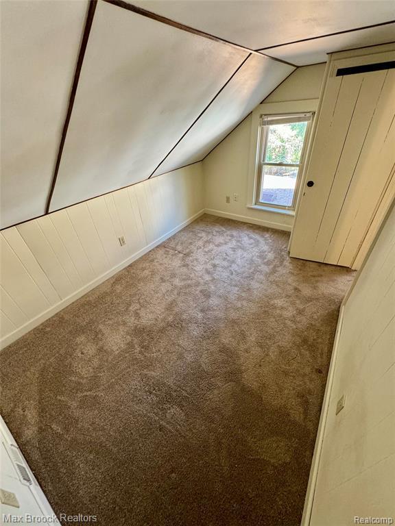 Building Photo - 368 S Wing St