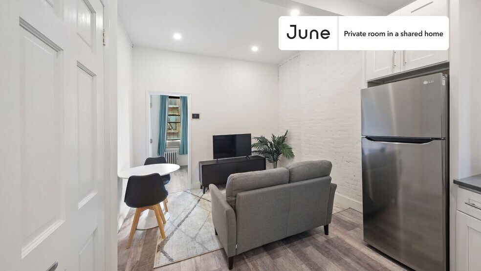 Building Photo - Room in Shared 2 bed/1 bath home in East Village