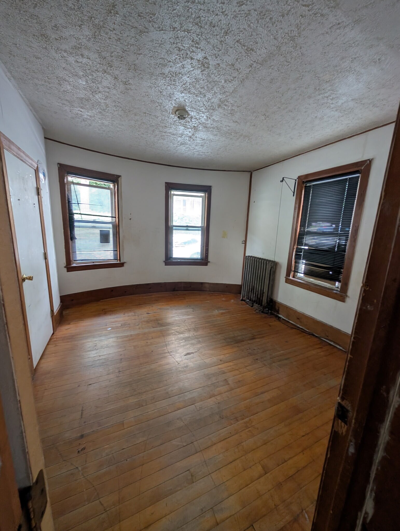Building Photo - 10 Agawam St