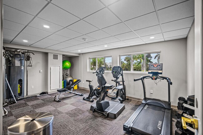 Building Photo - 120 N Ocean Blvd