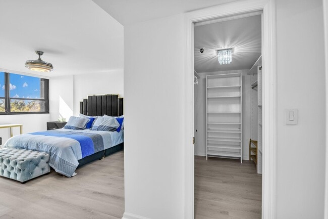 Building Photo - 859 Jeffery St