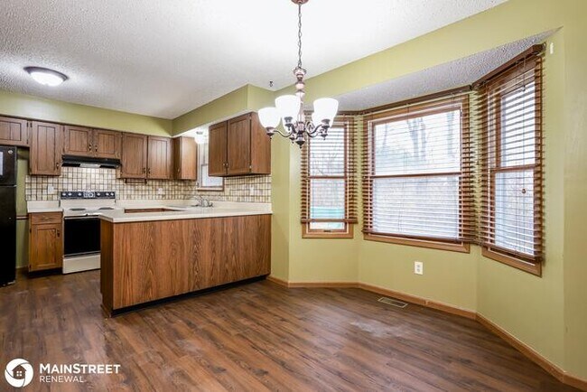 Building Photo - 1123 ATHENA WAY, ST PETERS, MO 63376