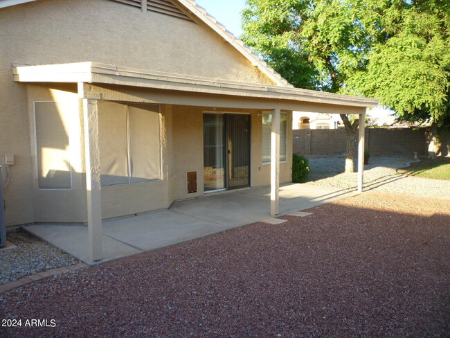 Building Photo - 9139 W Canyon Dr