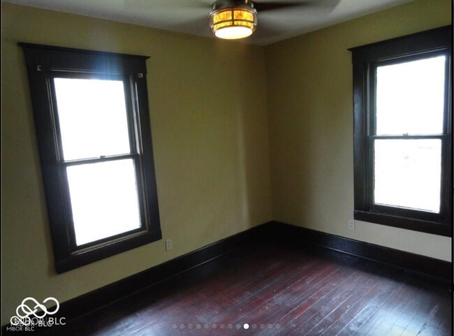 Building Photo - 1841 N Talbott St