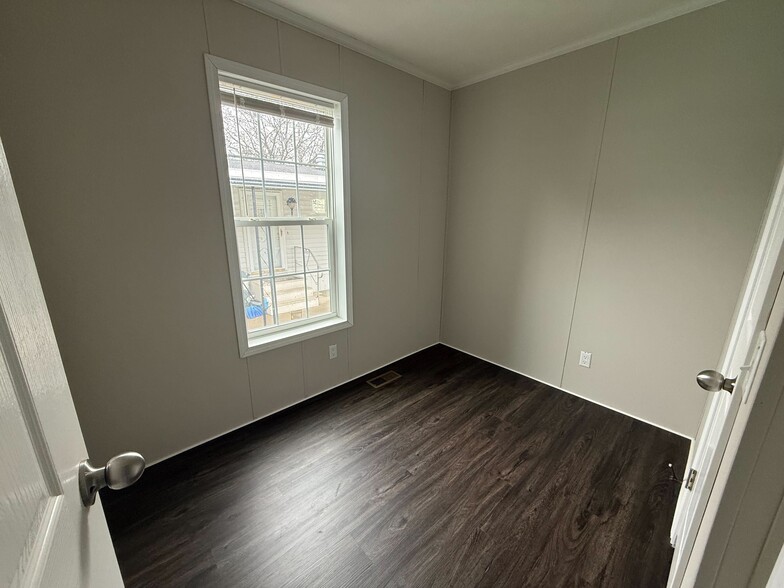 Building Photo - 7 First St. Unit 7