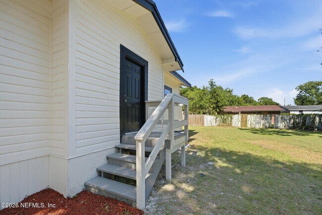 Building Photo - 6945 Nelms St