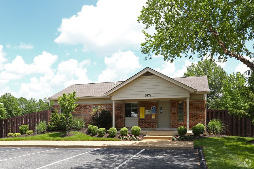 Deerfield Apartments 5178 Deerfield Circle Dr Saint Louis MO 63128
