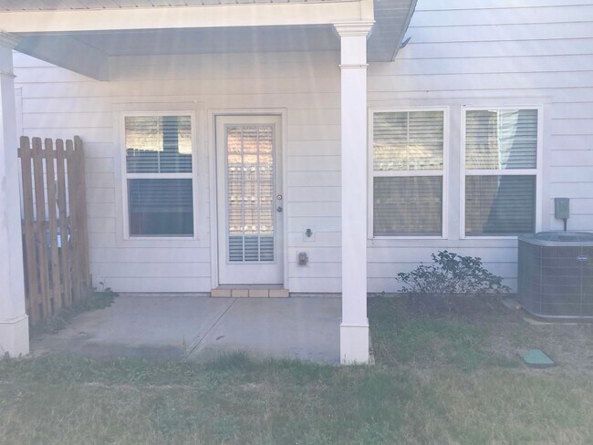 Building Photo - Excellent Grovetown GA. Location