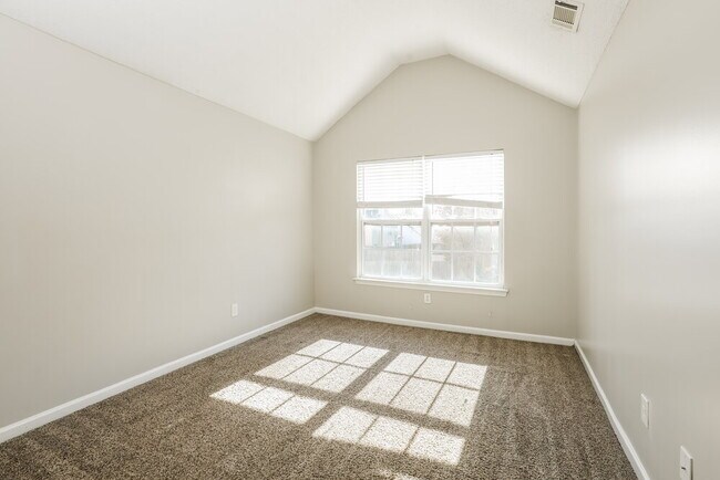 Building Photo - 1006 Rolling Meadows Rd