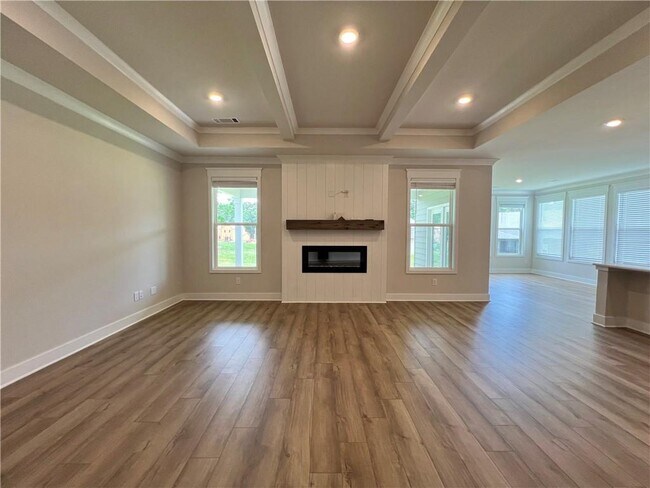 Building Photo - 905 Winding Rose Dr