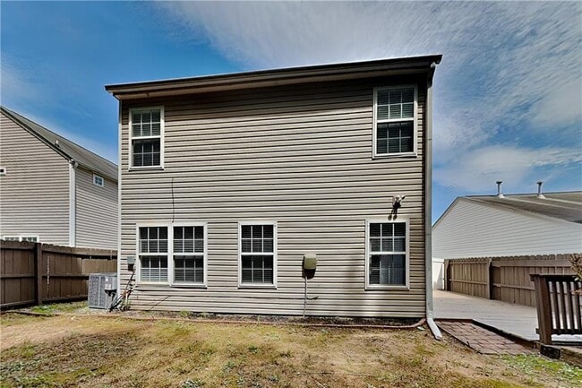 Building Photo - 158 Oak Grove Pl