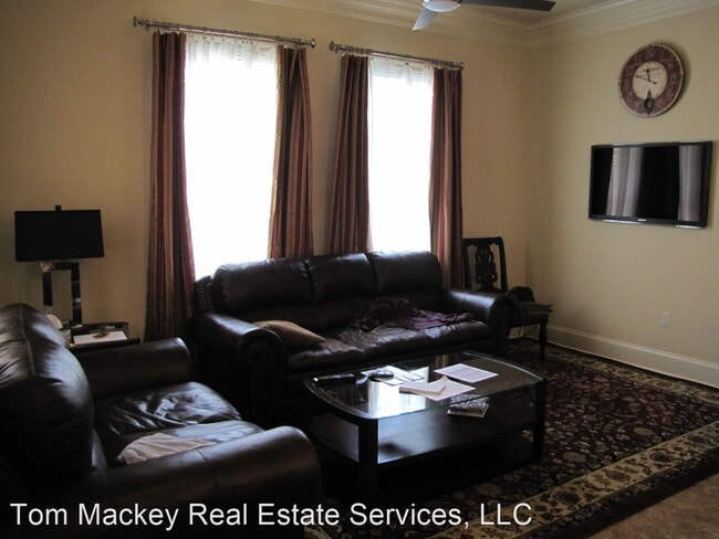 Building Photo - 3 br, 3 bath House - 13465 Quail Grove Ave.