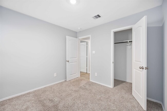 Building Photo - 5407 Tuscany Hills Ln