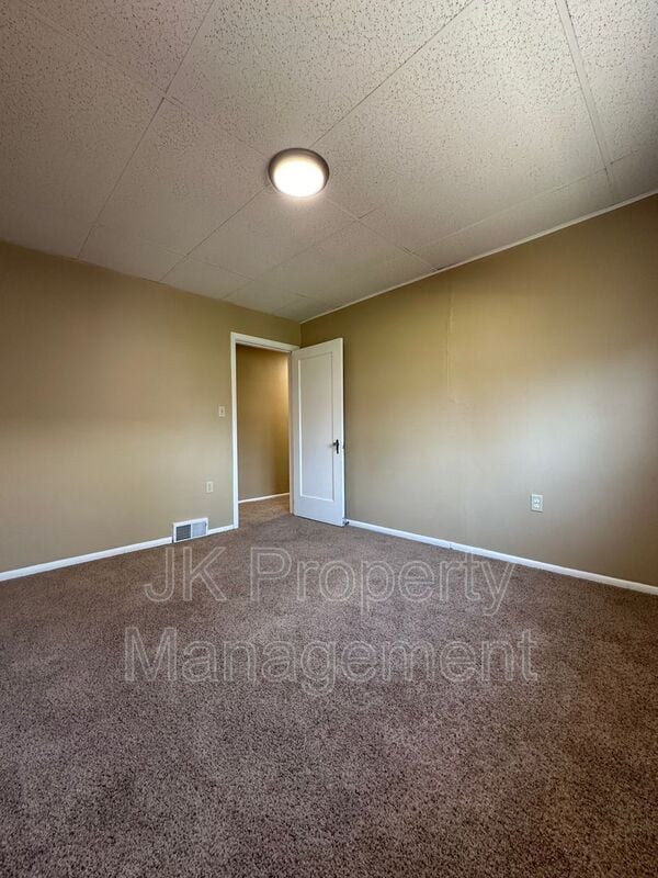 Building Photo - 2510 2nd Ave N