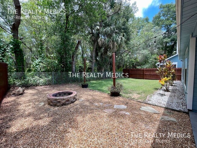 Building Photo - 7733 Fox Knoll Pl