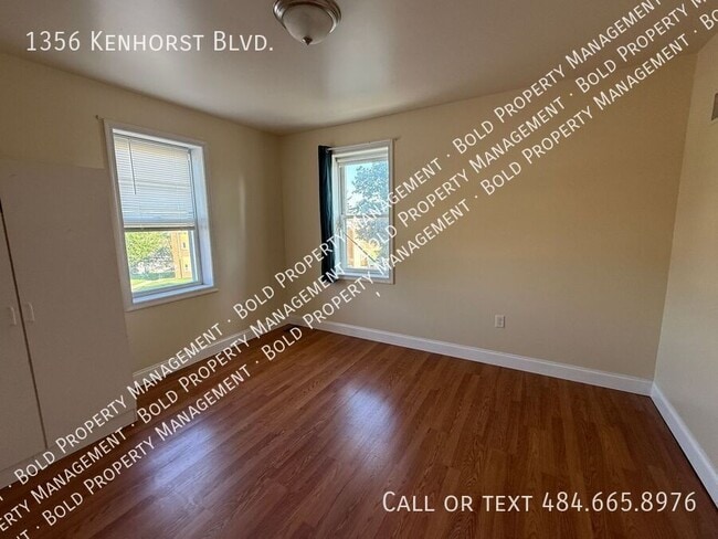 Building Photo - 1356 Kenhorst Blvd