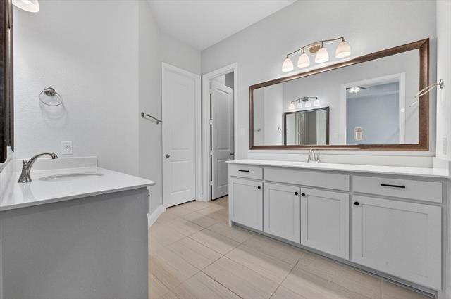 Building Photo - 1919 Middleton Dr