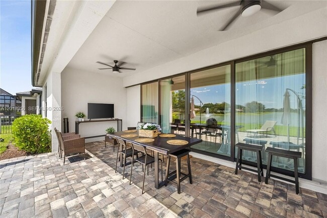 Building Photo - 4549 Pinehurst Trl W