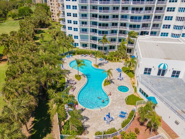 Building Photo - Furnished Waterfront 2 Bedroom Condo